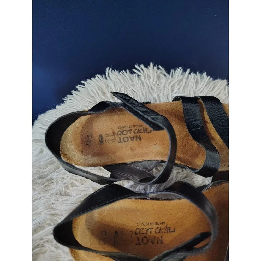 Naot Sandals Womens Size 6 Shoes 36 EU Black Leather Strappy Wedge